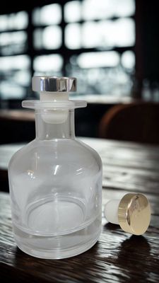 150ML CLEAR DIFFUSER/SPIRIT GLASS BOTTLES WITH NECK PLUG AND RANDOM COLOURED STOPPER - PACK OF 6 - SPECIAL BUY