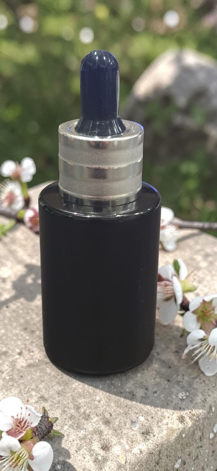 30mL BLACK square shoulder dropper with Etched SILVER 20mm Cap and Black Teat