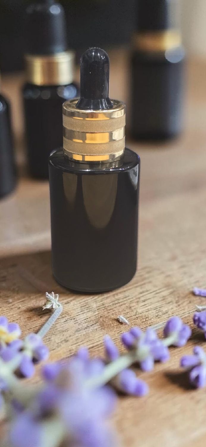 30mL BLACK square shoulder dropper with Etched Gold 20mm Cap and Black Teat