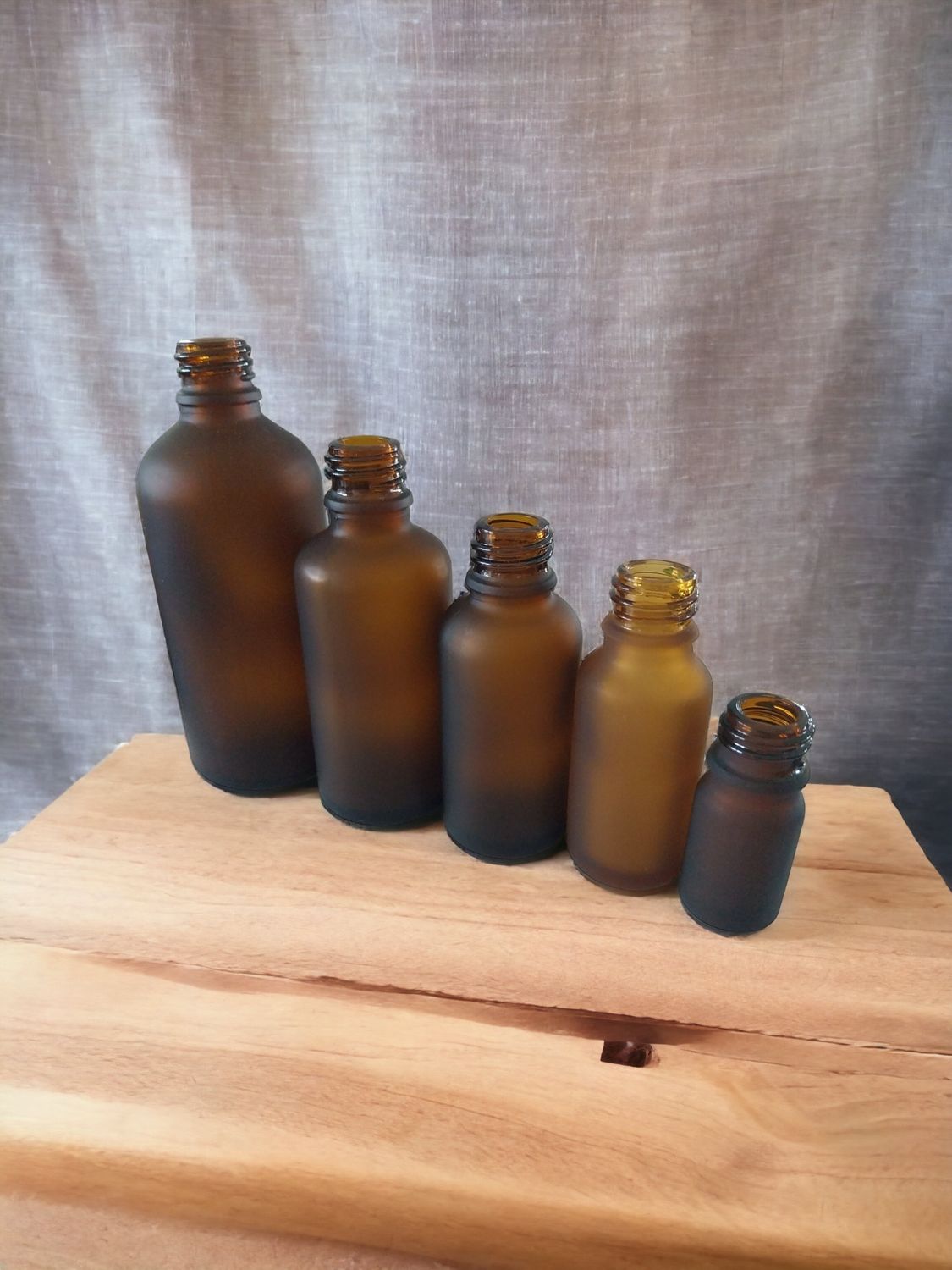 FROSTED AMBER GLASS BOSTON AROMA BOTTLES 18mm NECK - 5mL to 100mL OPTIONS WITH ATOMISER OR ONLY ATOMISER