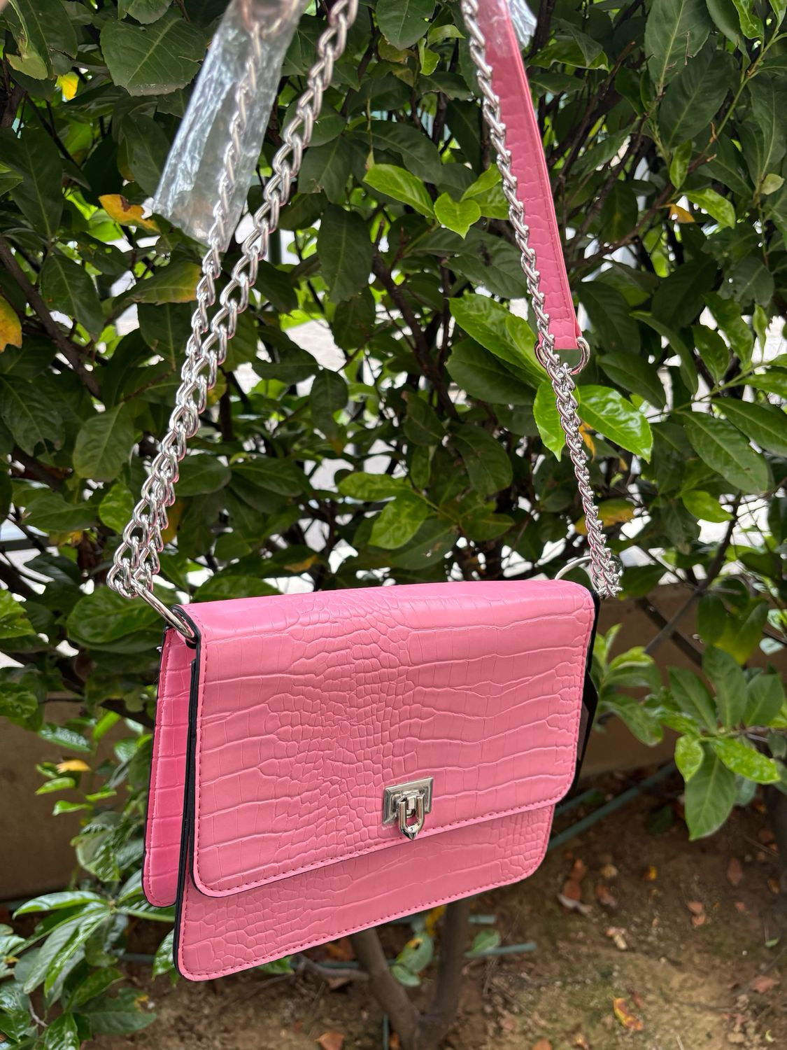 Sac rose avec 10 produits