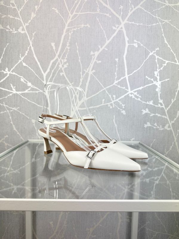 Decolletè tacco basso in pelle bianco