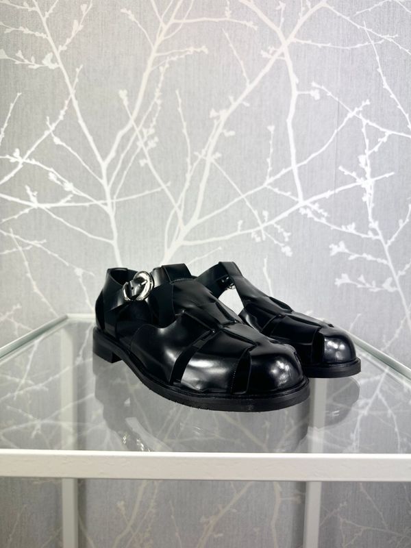 Sandalo nero in pelle nero
