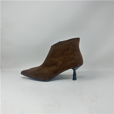 Tronchetto Scamosciato Art. 6064