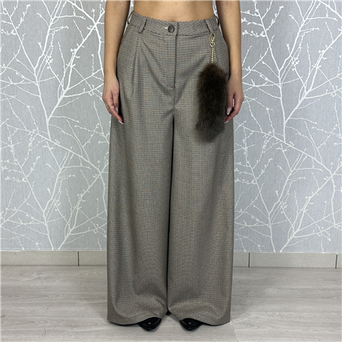 Pantalone Palazzo Con Pences Sul Davanti E Accessorio In Ecopelliccia Art. Pmap248, Taglia: M, Colore: QUADRI