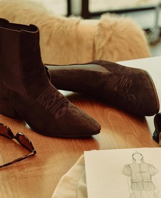 Stivali E Tronchetti