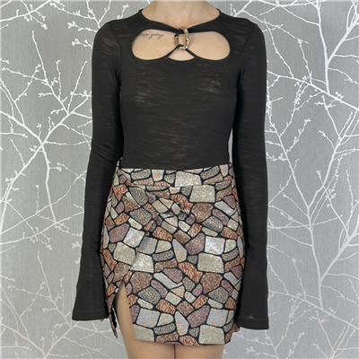 Maglia Con Accessorio Gioiello Sullo Scollo E Manica Ampia Art. Bhma008