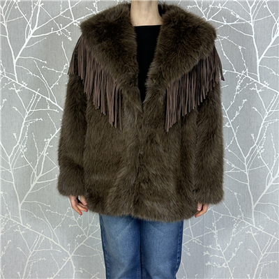 Ecopelliccia Con Frange E Chiusura Con Ganci Art. Ww23c129b