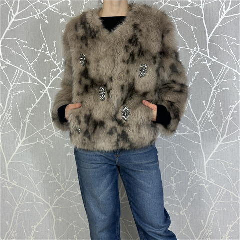 Ecopelliccia Camouflage Con Applicazione Gioiello Art. Ww25c039b, Taglia: M/L, Colore: BEIGE/MORO