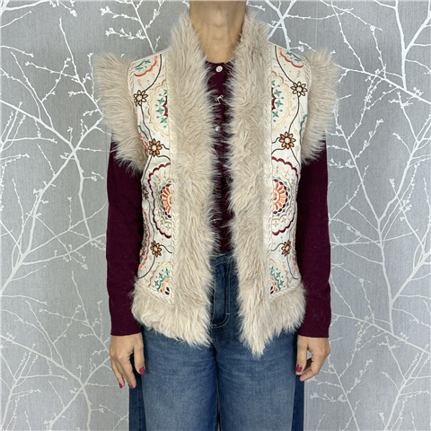 Gilet Con Ricamo Art. Lblp036
