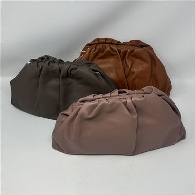 Borsa Clutch A Mano Con Tracolla Inclusa Art. Bo001.26 Borsa Clutch A Mano Con Tracolla Inclusa Art. Bo001.26