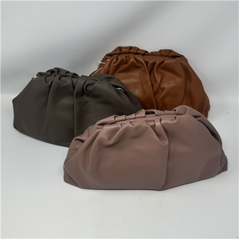 Borsa Clutch A Mano Con Tracolla Inclusa Art. Bo001.26