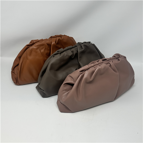 Borsa Clutch A Mano Con Tracolla Inclusa Art. Bo001.26