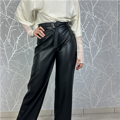 Pantalone Dritto In Ecopelle Con Elastico Sul Retro E Cintura Art. Pvip212