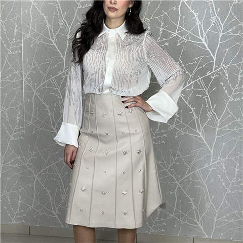 Longuette Svasata Effetto Pelle Con Ricamo A Mano Di Castoni E Perle Art. 252ap2063