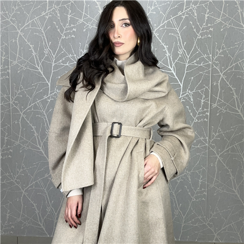 Cappotto Con Spalla Scesa Cintura E Sciarpa Art. Khbp002