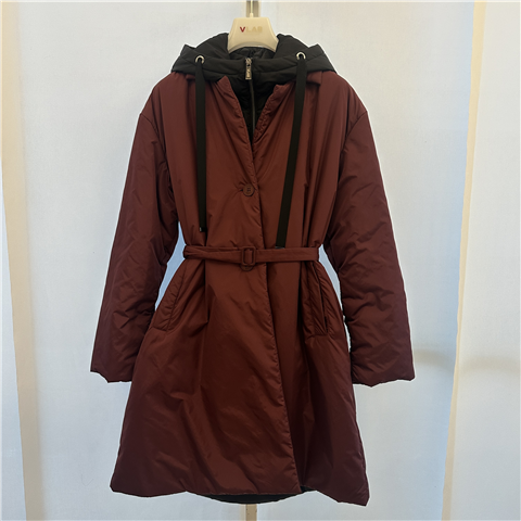 Cappotto In Tessuto Impermeabile Con Cappuccio Removibile E Cintura In Vita Art. Fw56000