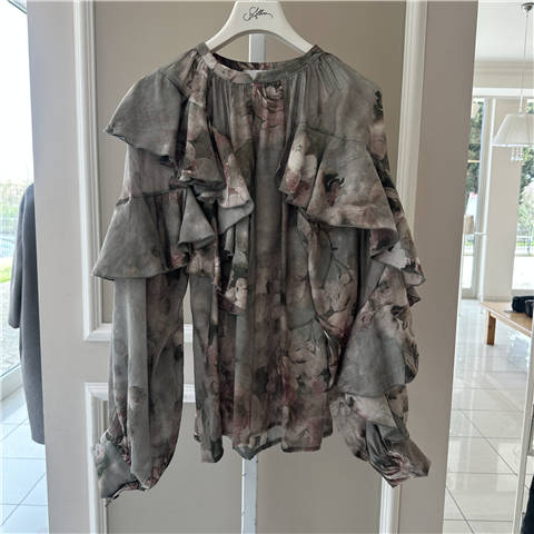 Blusa Floreale Con Volant Chiffon Art. L22030c