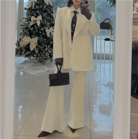 Blazer Monopetto Con Tasconi Art. Gi281, Taglia: L, Colore: LATTE