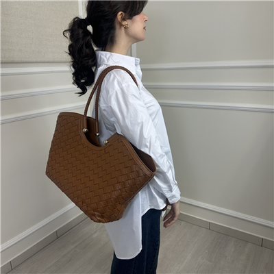 Shopper Effetto Intrecciato Con Doppio Manico Art. 261tb7300