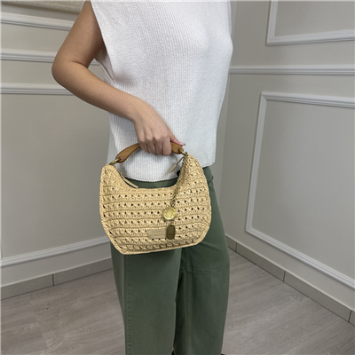 Borsa ‘croissant’ In Rafia Con Charms E Tracolla Art. 261tb7381