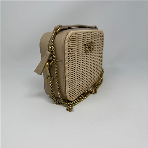 Camera Bag Con Particolare In Rattan Art. 261tb7430