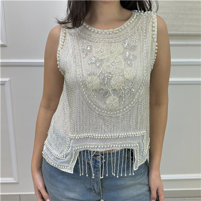 Top Con Applicazioni E Ricami Art. Rab0083 Top Con Applicazioni E Ricami Art. Rab0083