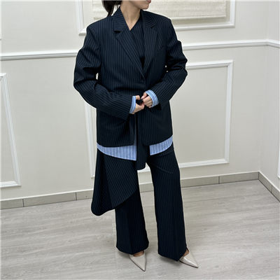 Giacca Gessata Con Inserto Finta Camicia Art. J11015