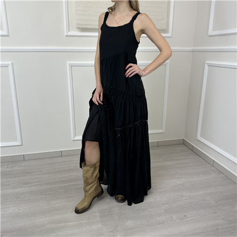 Abito Lungo Bretellina Con Motivo Traforato Art. 211022