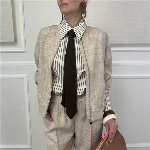 Giubbino Bomber Stampa Bandana Twinset Art. 261aq2100 Giubbino Bomber Stampa Bandana Twinset Art. 261aq2100, Taglia: L, Colore: BEIGE