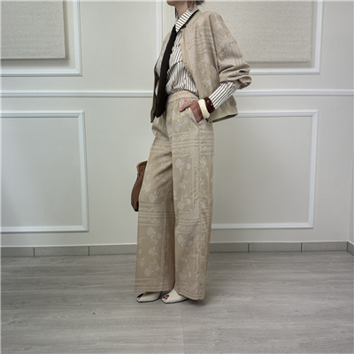 Pantalone Dritto Stampa Bandana Twinset Art. 261aq2102 Pantalone Dritto Stampa Bandana Twinset Art. 261aq2102