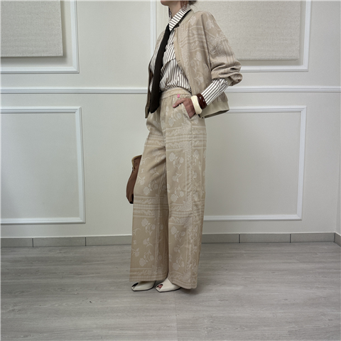 Pantalone Dritto Stampa Bandana Twinset Art. 261aq2102 Pantalone Dritto Stampa Bandana Twinset Art. 261aq2102