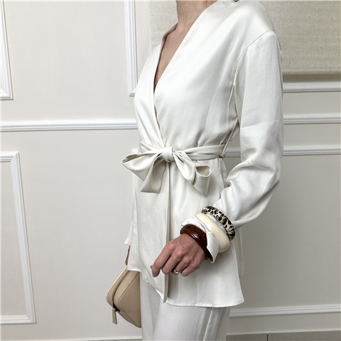 Blazer Allacciato In Vita Bohemian Vi'' Art. Bhgi011sr, Taglia: L, Colore: MILK