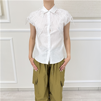 Camicia Con Ricami Tpn Art. Poole Camicia Con Ricami Tpn Art. Poole