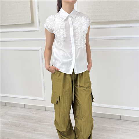 Camicia Con Fiori Applicati Tpn Art. Shedian