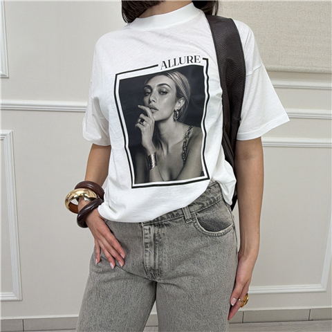 T-shirt Allure Con Stampa Fotografica T-shirt Allure Con Stampa Fotografica