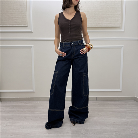 Jeans Con Tasconi Modello Delta Jeans Con Tasconi Modello Delta
