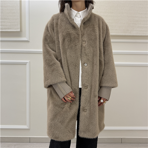 Faux Fur Media Con Dettagli In Maglia