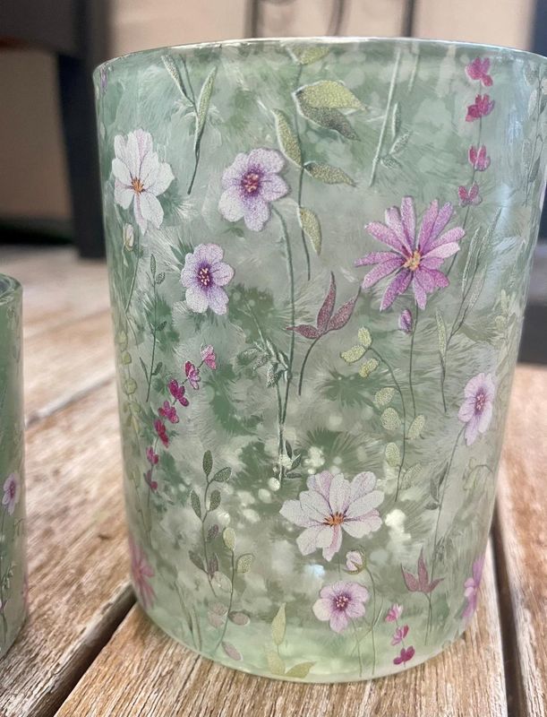 (PDX1012) Large Floral candle Cup