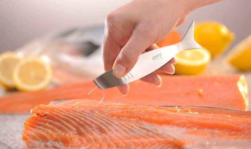 Fish Bone Tweezers