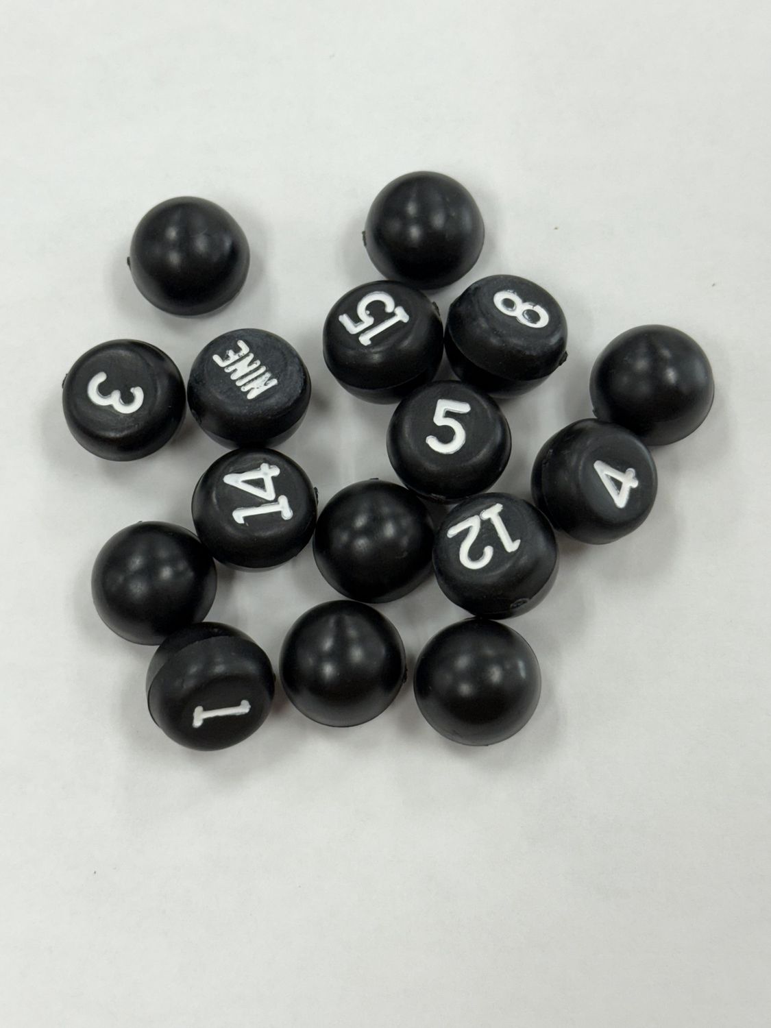 Shaker Peas, color: Black