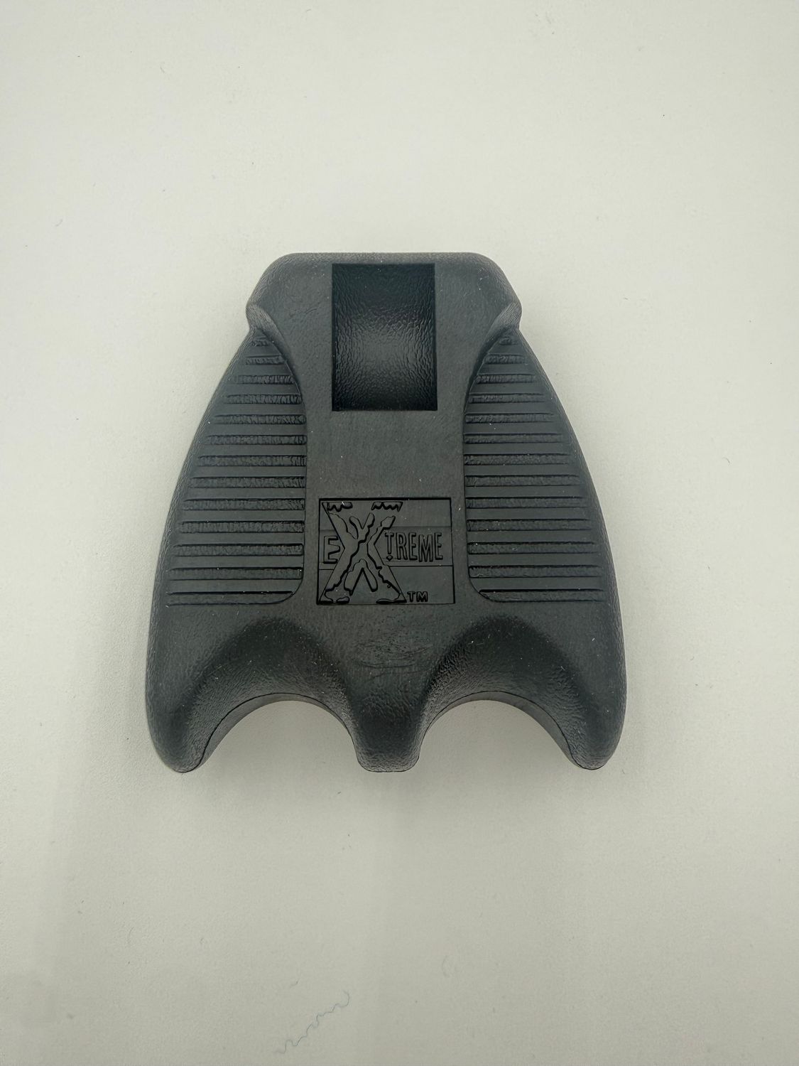 Extreme Q Claw- 2, color: Black
