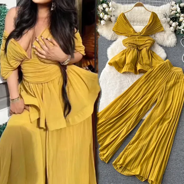 Fashion Solid Women Street Wear Sexy Outfit Sleeveless Deep V Neck Chiffon Top and Pleated Wide Leg Pant 2 Piece Set