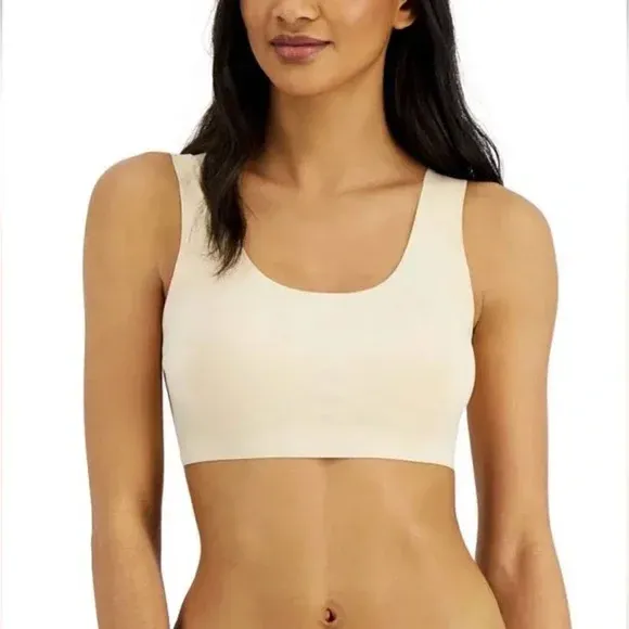 Alfani Women&#39;s Laser Cut Seamless Bralette with Removable Pads