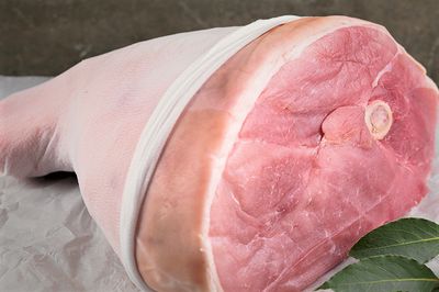 Gammon Bone In (PER KG)