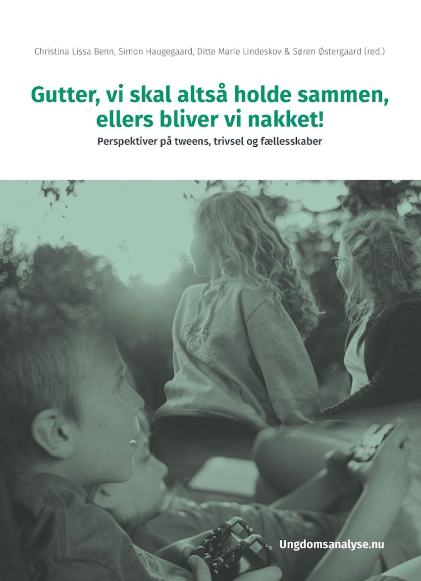 Gutter, vi skal holde sammen, ellers bliver vi nakket!