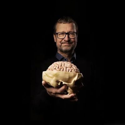 Troels W. Kjær