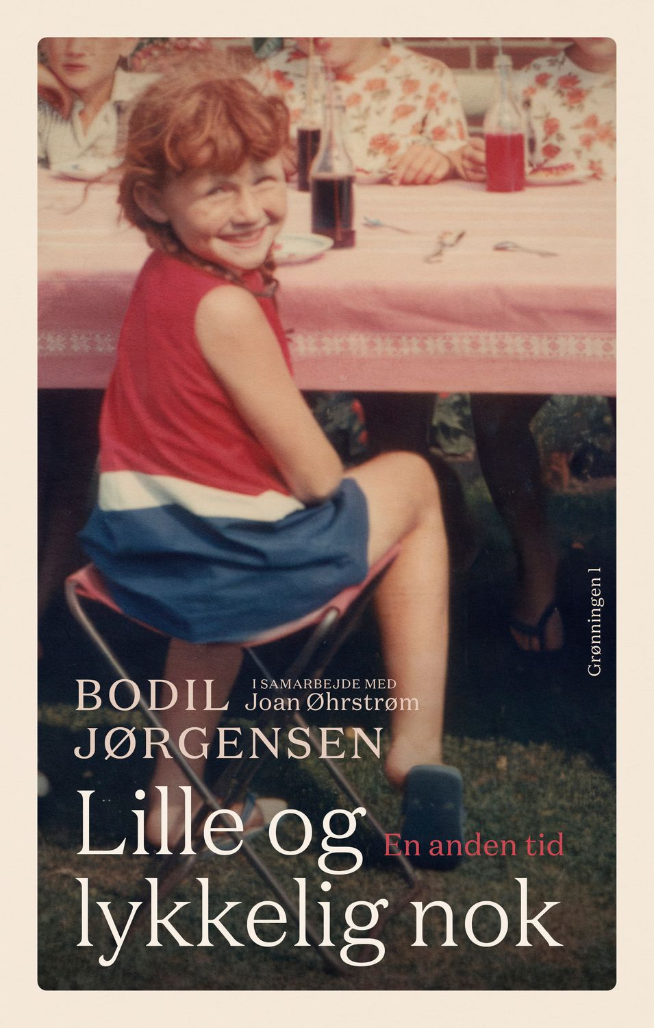 Lille og lykkelig nok
