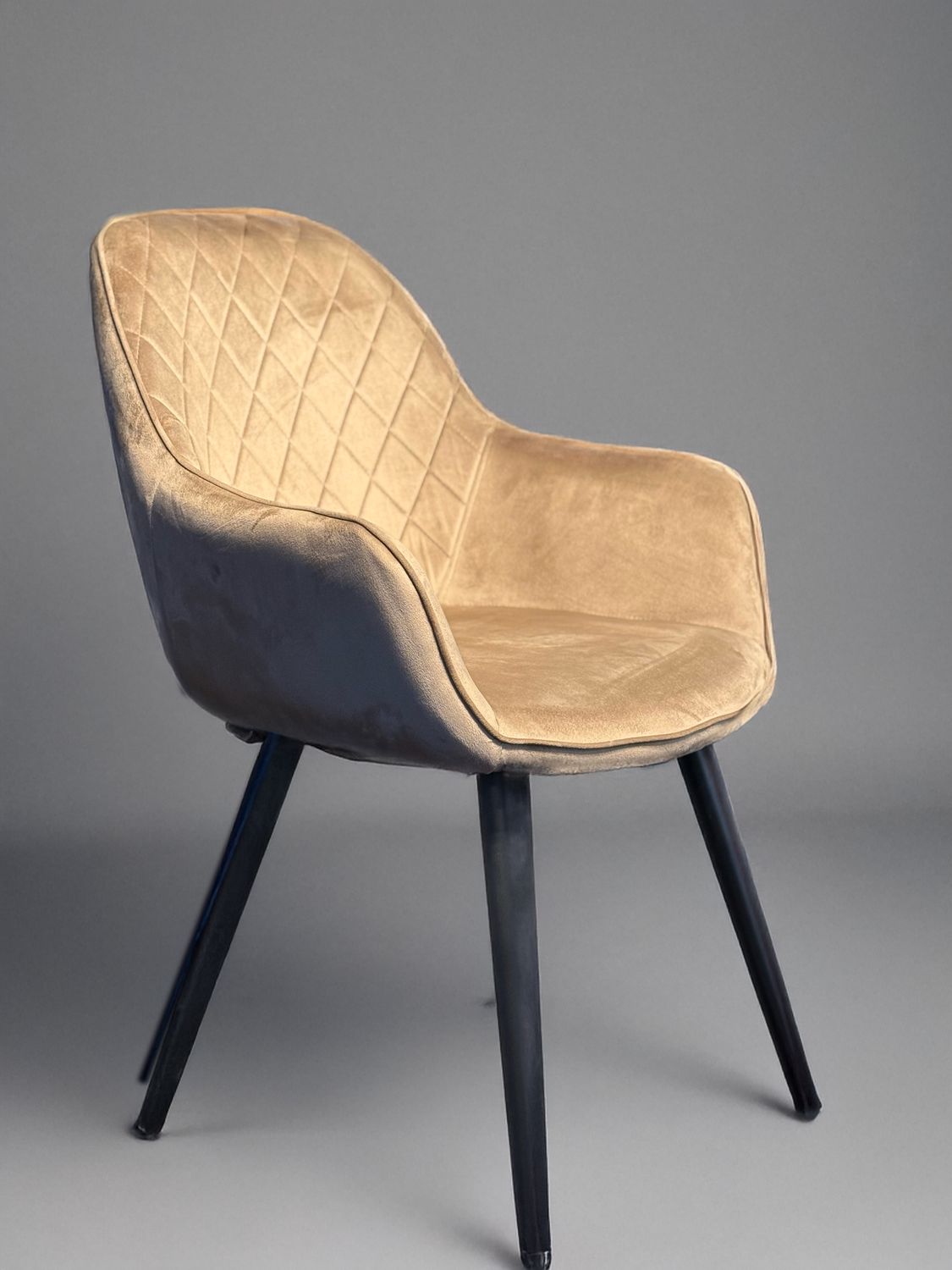 Petra Chair, Colour: Champagne