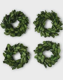 Set of 4 Perserved Boxwood Wreath Napkin Rings
